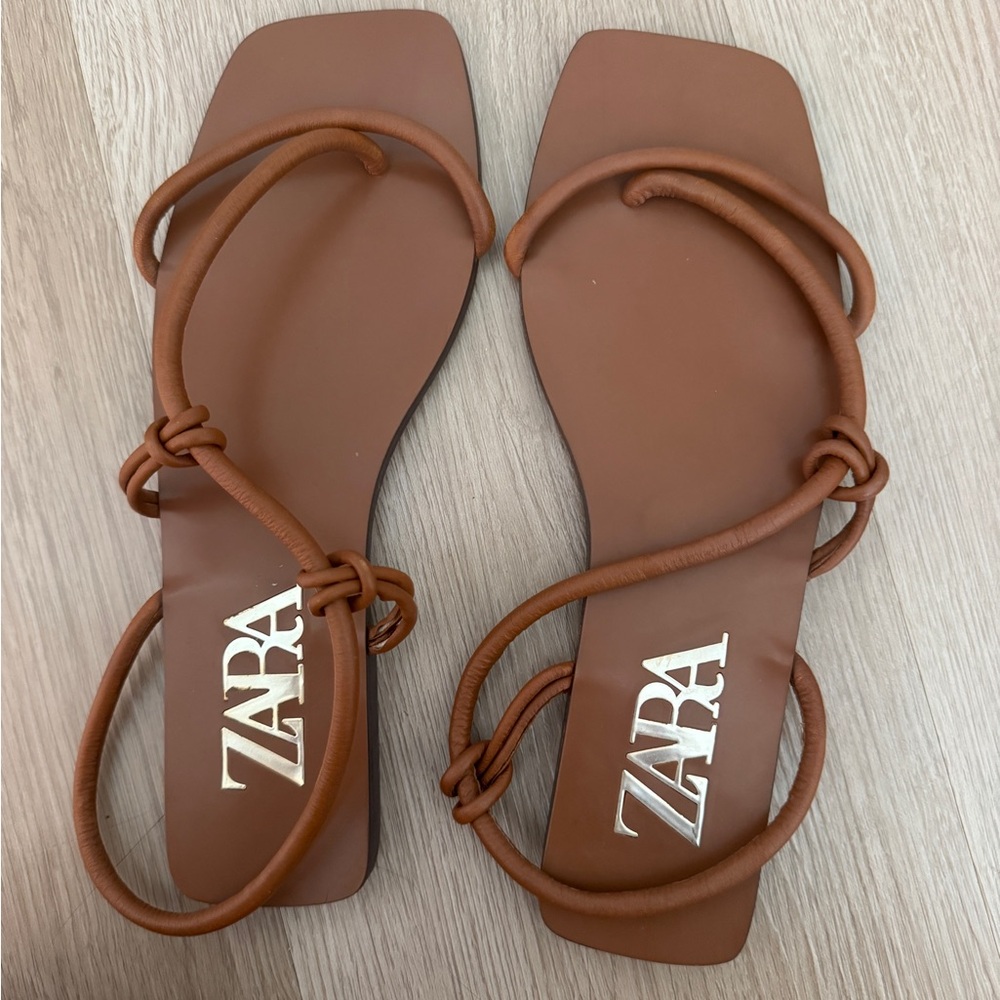 Zara Brown Minimalist Sandals with Square-Toe Design